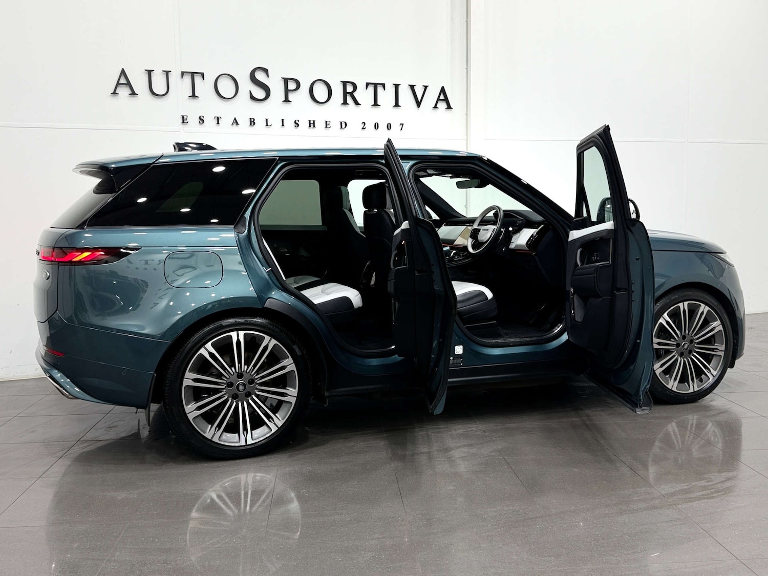 Used Land Rover Range Rover Sport 2022 for sale - 76892310: Photo 16