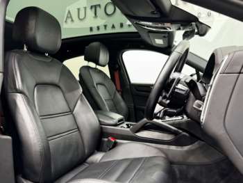 Used Porsche Cayenne 2022 for sale - 74906887: Photo