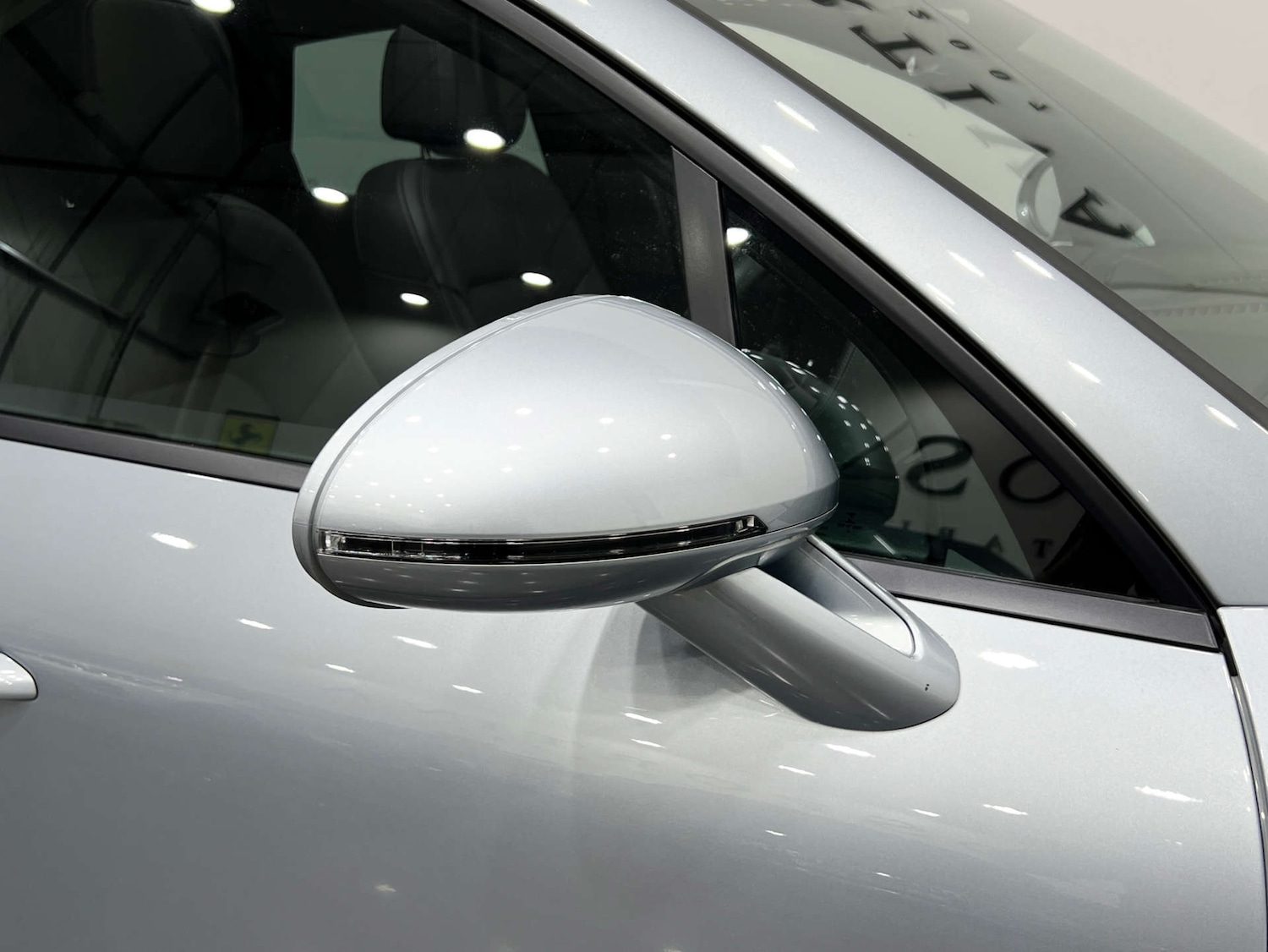 Used Porsche Macan 2021 for sale - 76277560: Photo 33