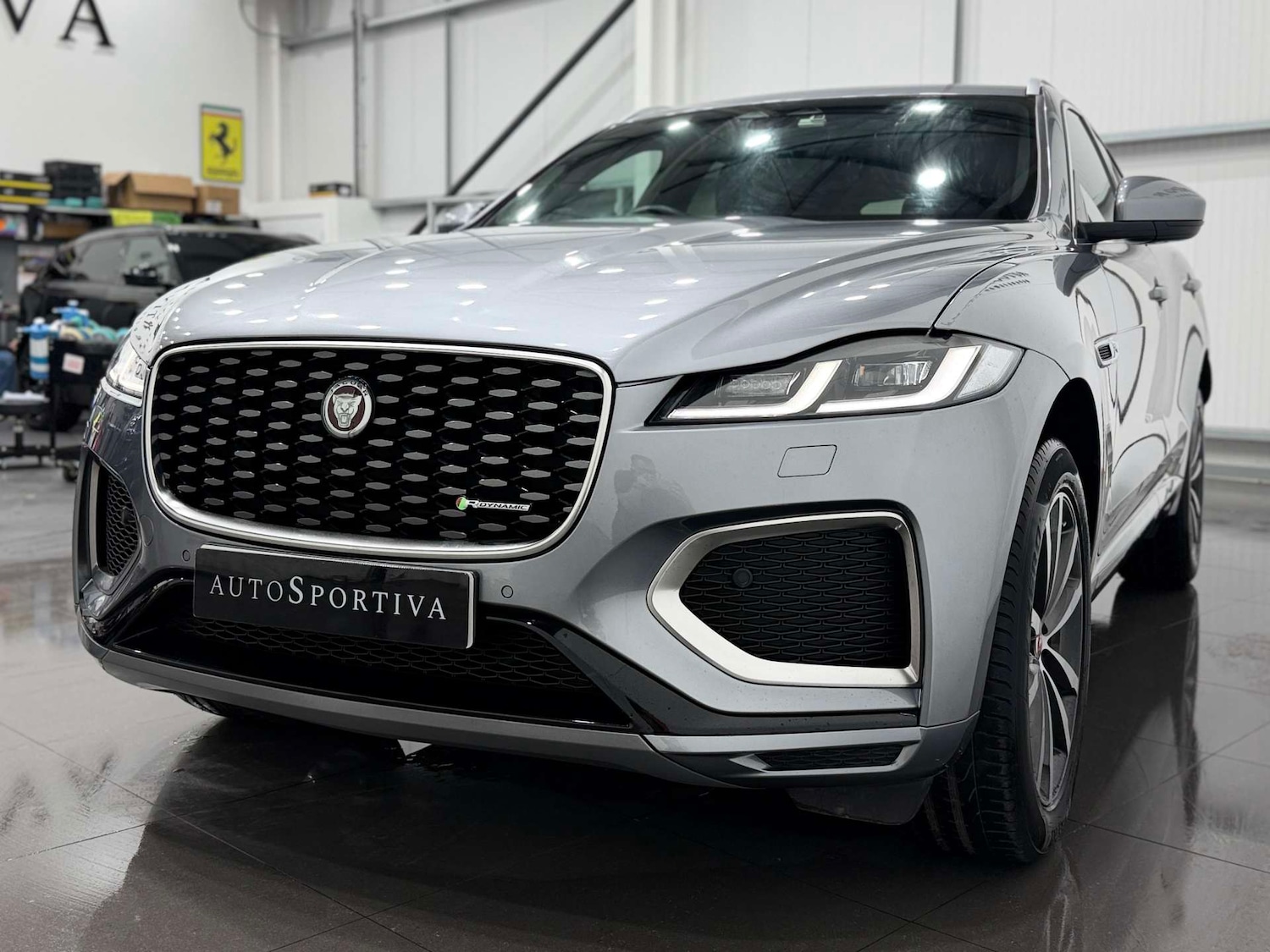 Used Jaguar F-Pace 2022 for sale - 76739852: Photo 12