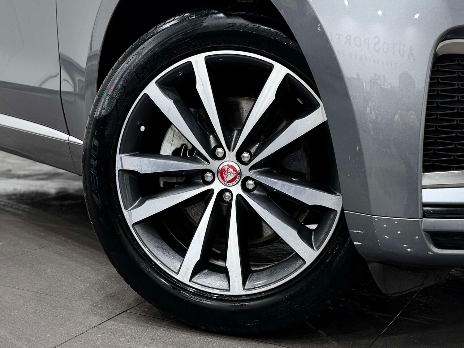 Used Jaguar F-Pace 2022 for sale - 76739852: Photo 13