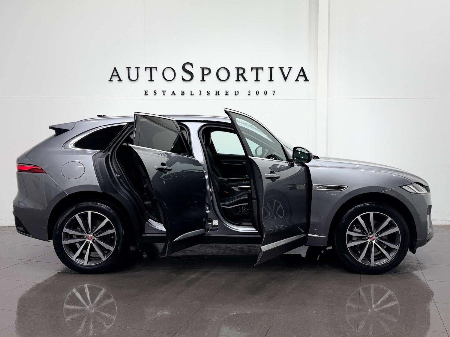 Used Jaguar F-Pace 2022 for sale - 76739852: Photo 15