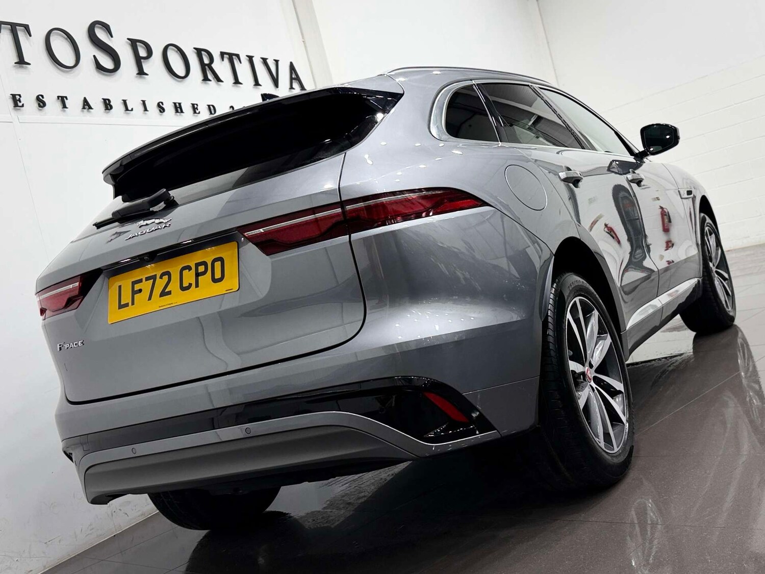Used Jaguar F-Pace 2022 for sale - 76739852: Photo 27