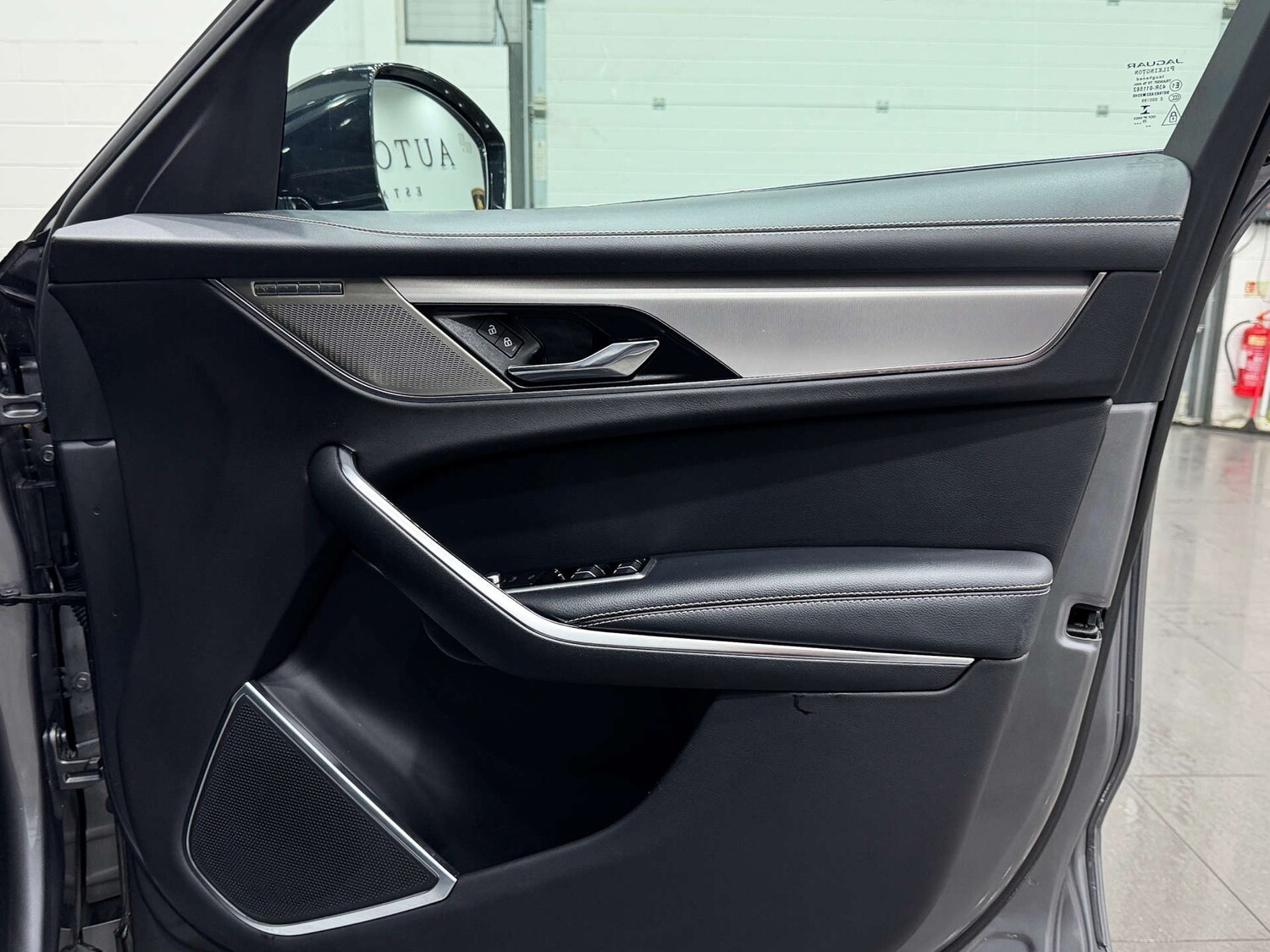 Used Jaguar F-Pace 2022 for sale - 76739852: Photo 41