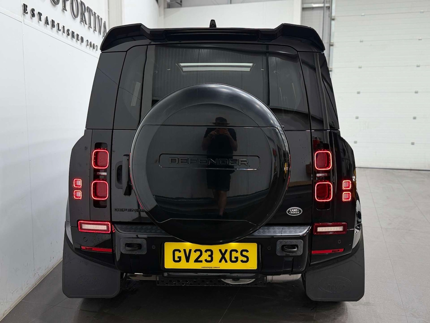 Used Land Rover Defender 2023 for sale - 77998523: Photo 10