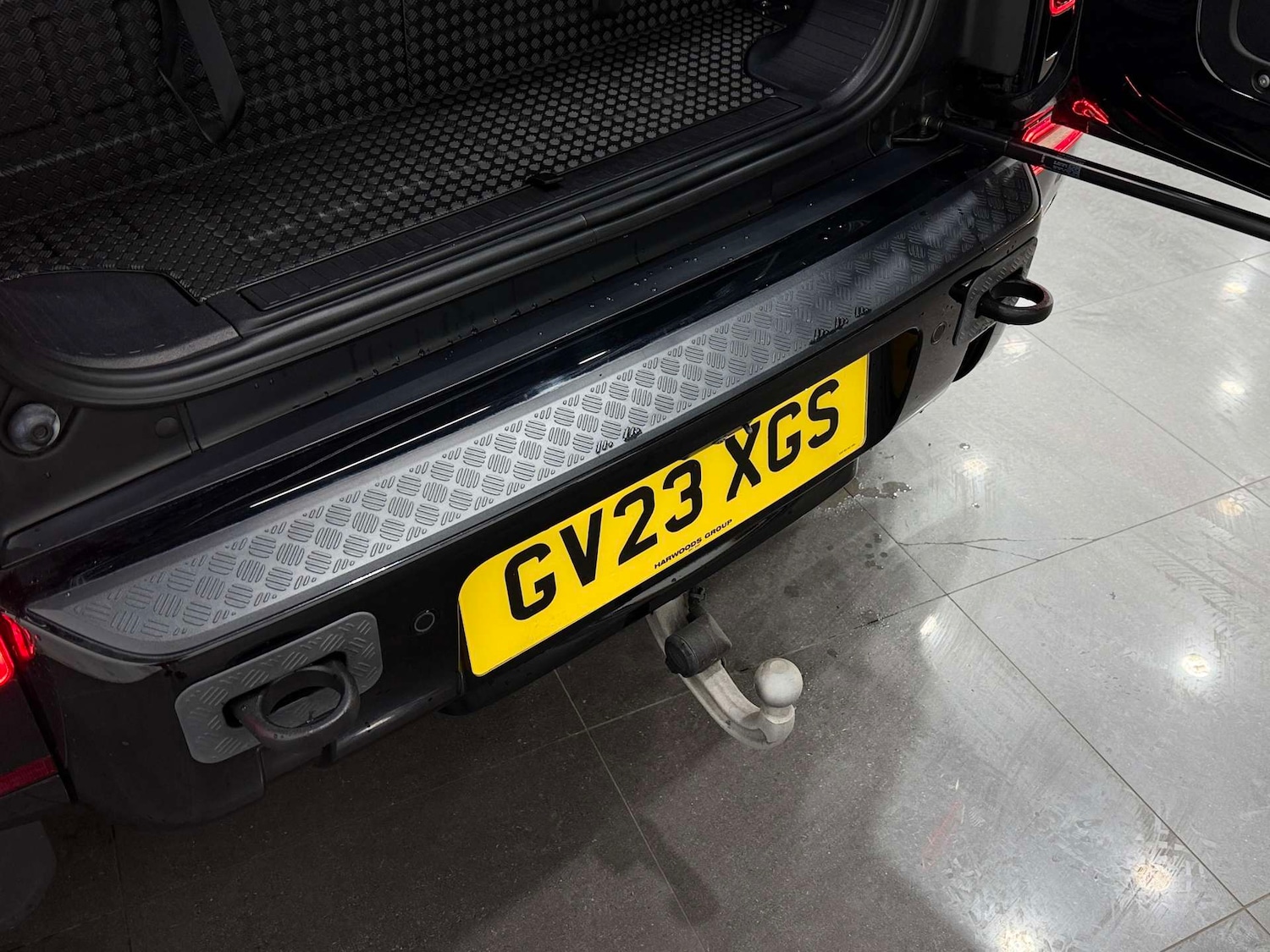 Used Land Rover Defender 2023 for sale - 77998523: Photo 32