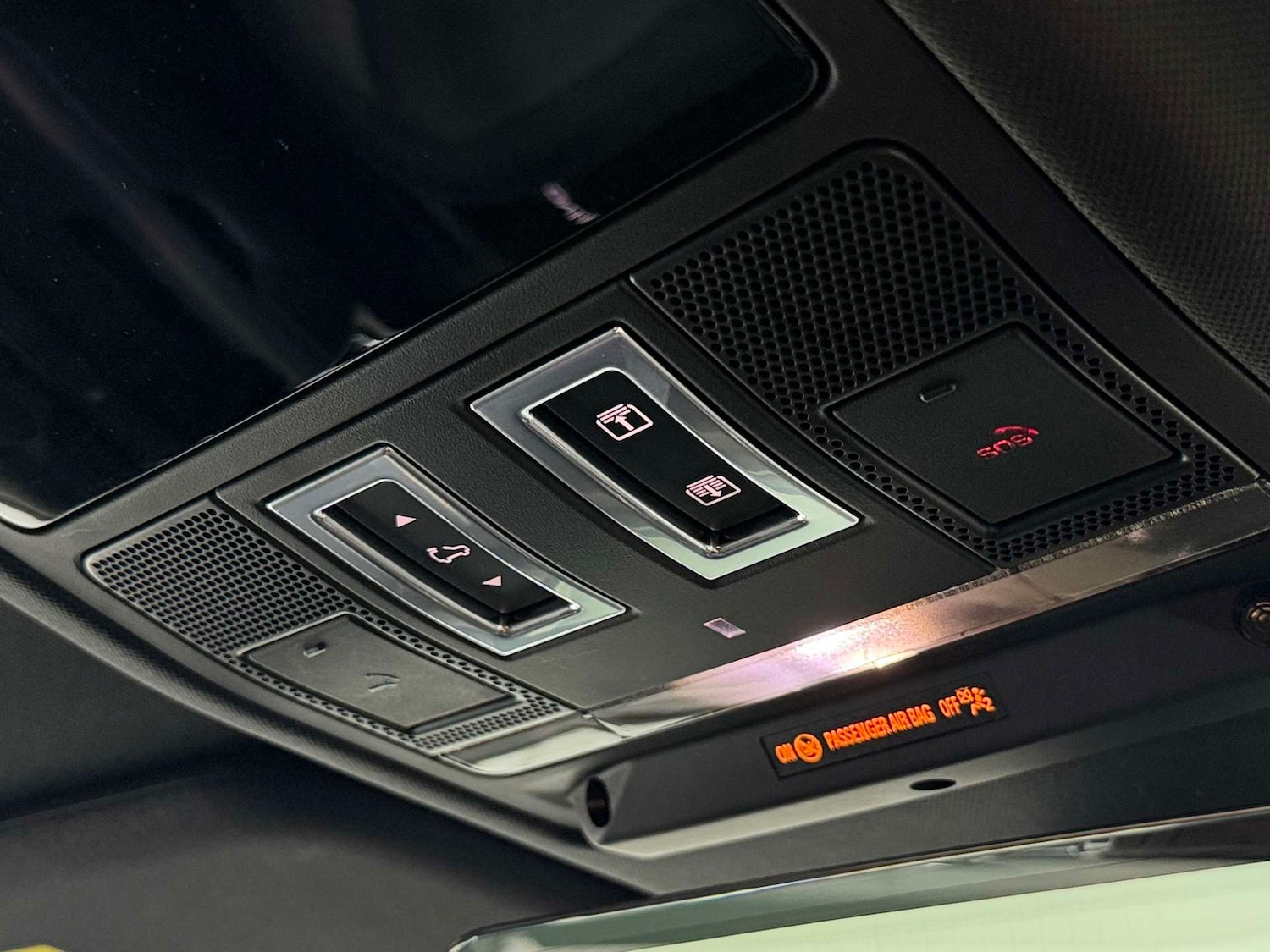 Used Land Rover Defender 2023 for sale - 77998523: Photo 48