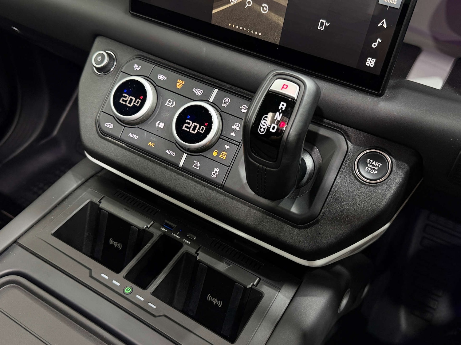 Used Land Rover Defender 2023 for sale - 77998523: Photo 50