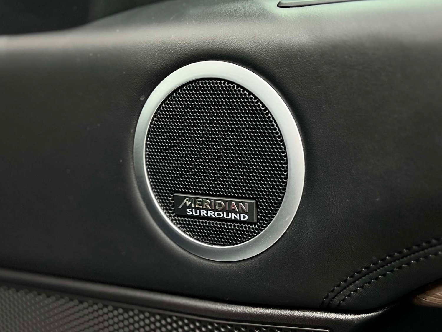 Used Land Rover Discovery 2018 for sale - 76343762: Photo 32