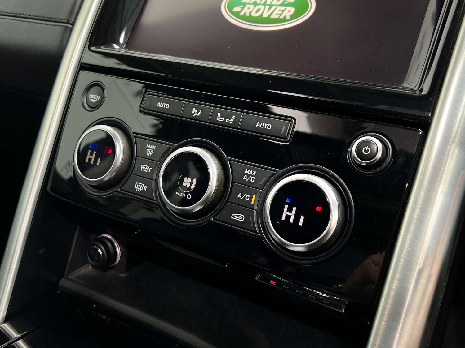 Used Land Rover Discovery 2018 for sale - 76343762: Photo 38