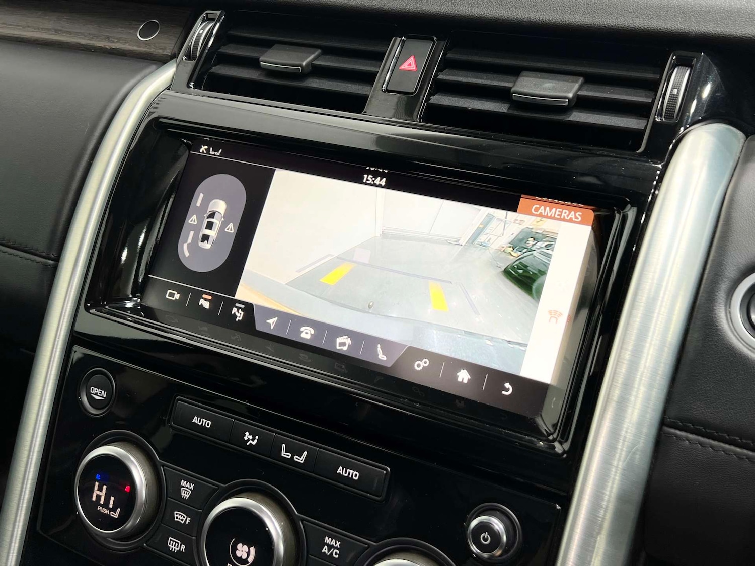 Used Land Rover Discovery 2018 for sale - 76343762: Photo 53