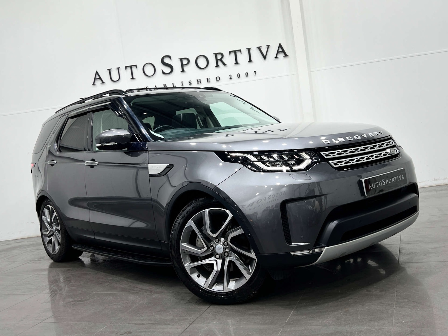 Used Land Rover Discovery 2018 for sale - 76343762: Photo 54
