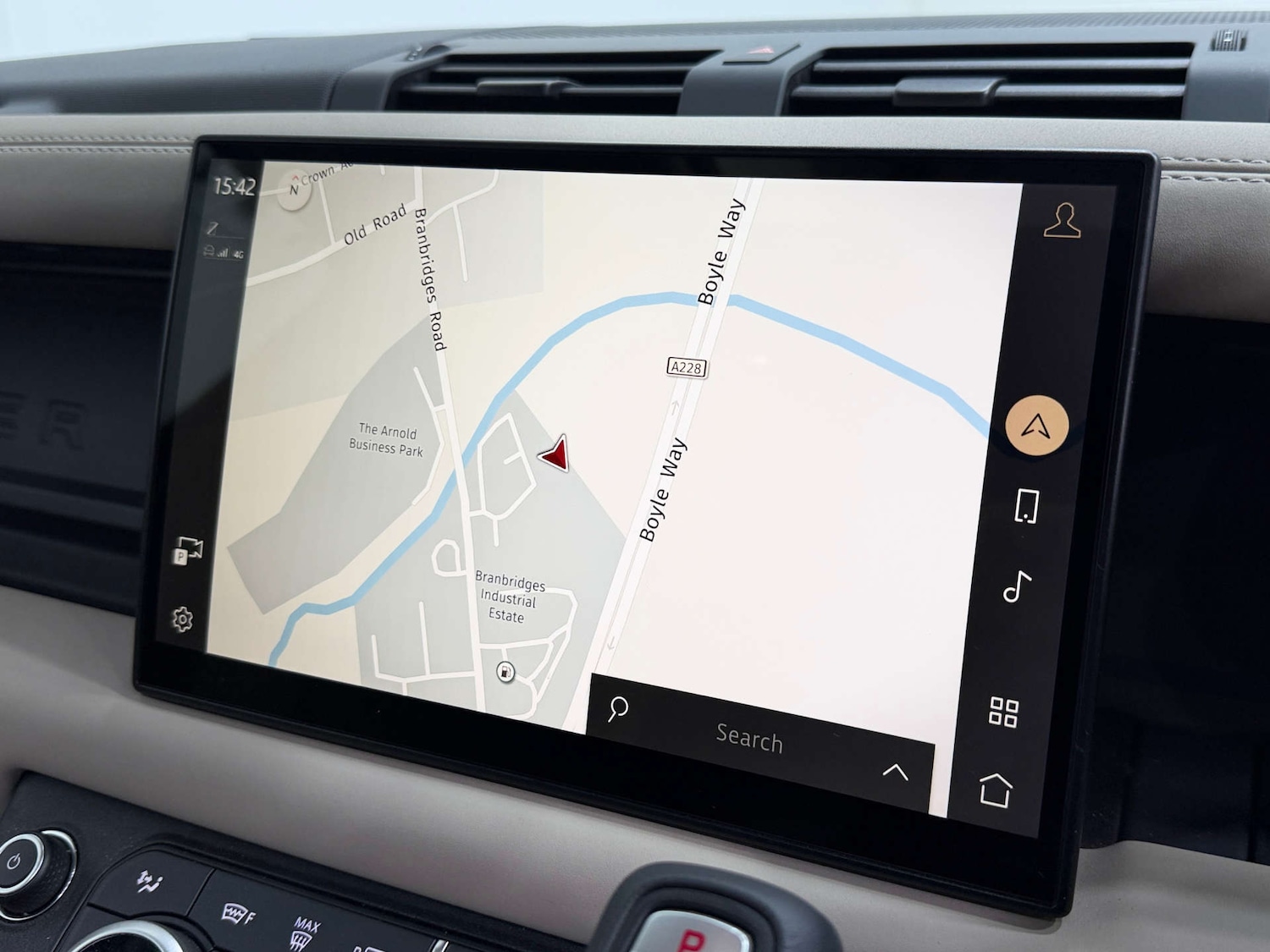 Used Land Rover Defender 2024 for sale - 77833925: Photo 46