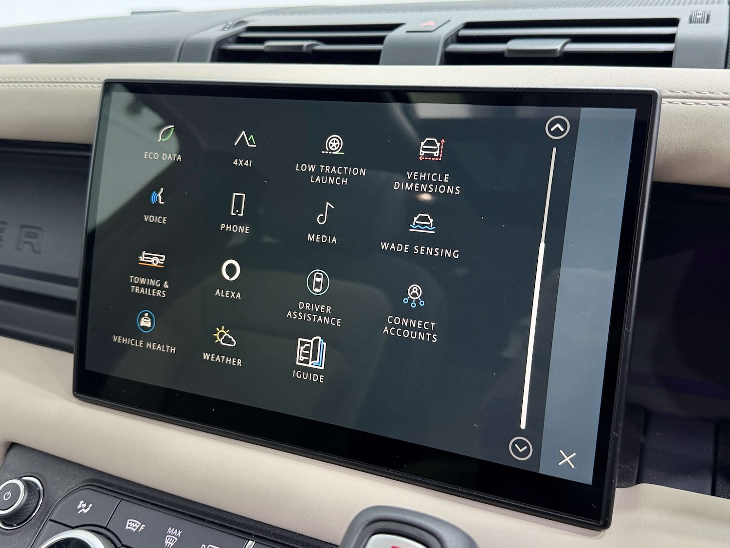 Used Land Rover Defender 2024 for sale - 77833925: Photo 51