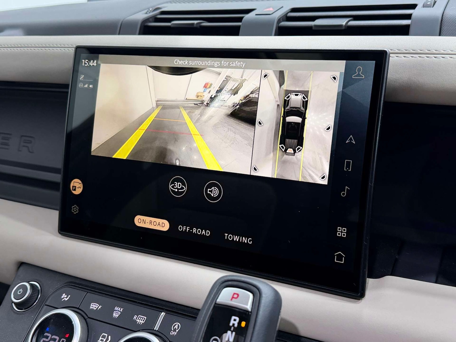 Used Land Rover Defender 2024 for sale - 77833925: Photo 52