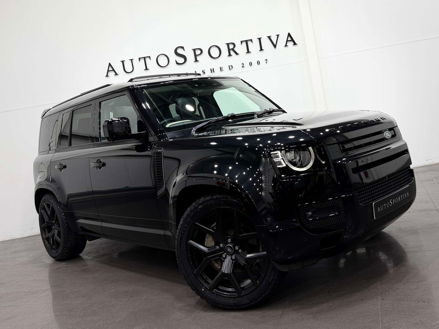 Used Land Rover Defender 2024 for sale - 77833925: Photo 54