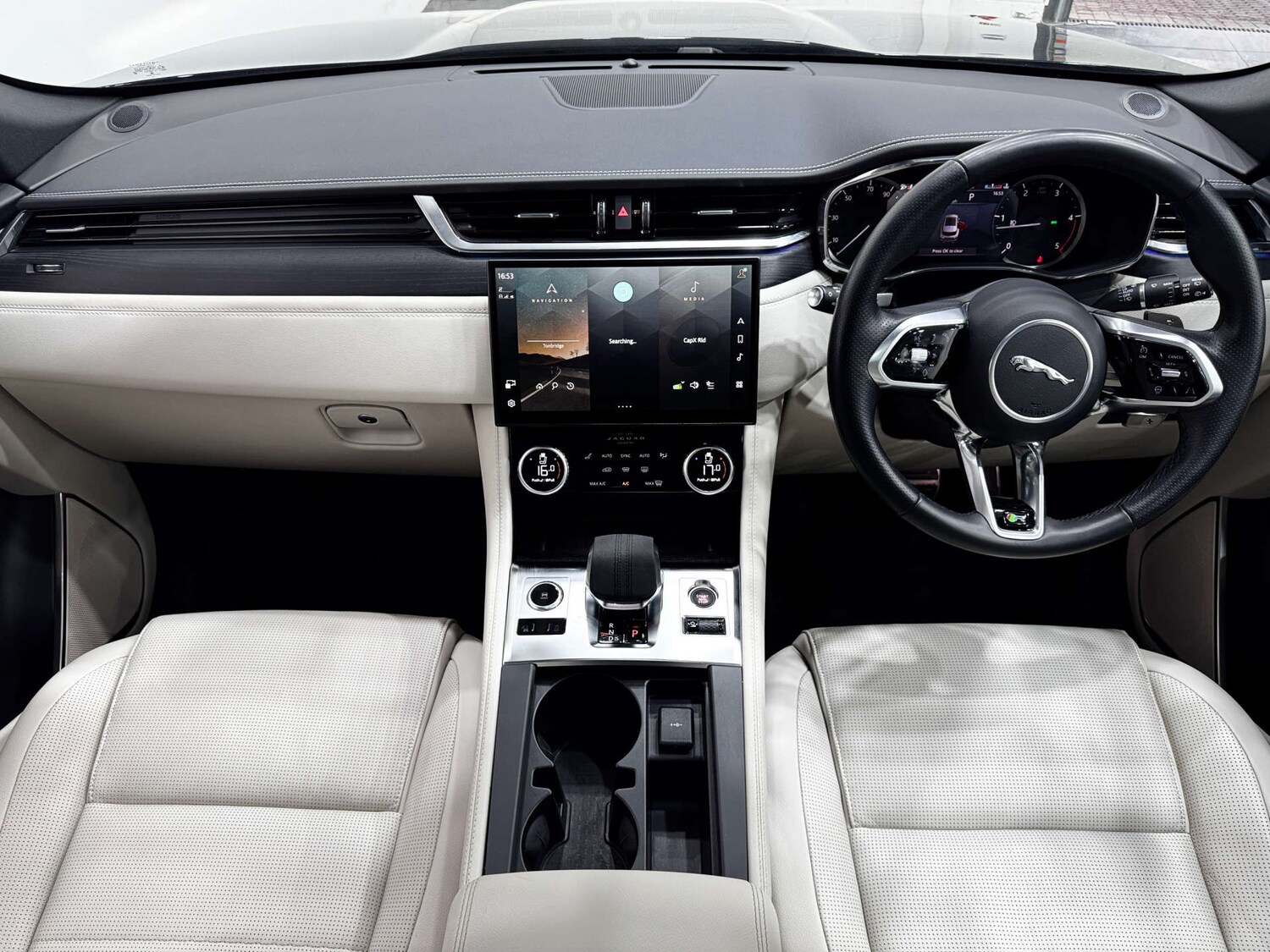 Used Jaguar F-Pace 2022 for sale - 77833958: Photo 21