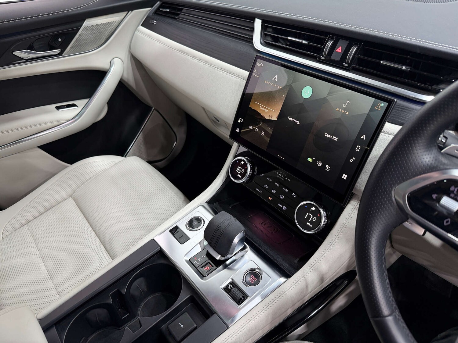 Used Jaguar F-Pace 2022 for sale - 77833958: Photo 40