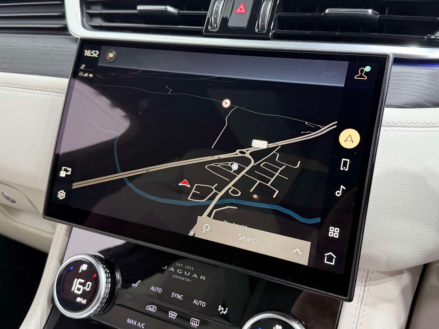 Used Jaguar F-Pace 2022 for sale - 77833958: Photo 44