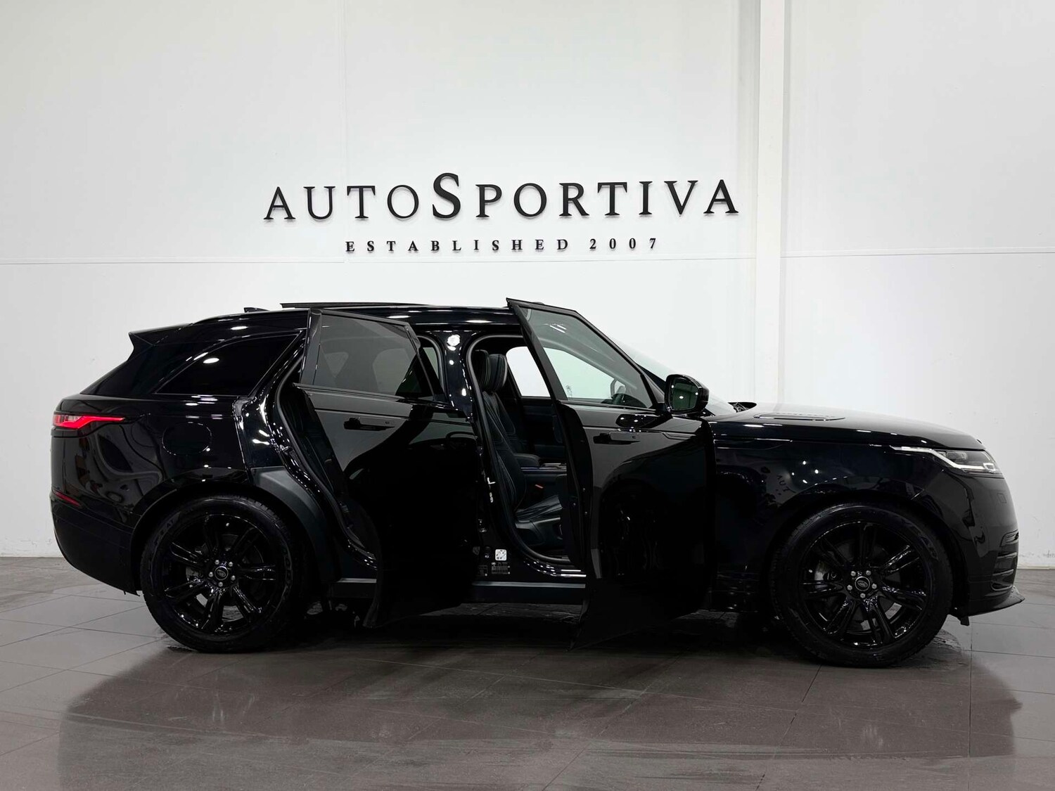 Used Land Rover Range Rover Velar 2022 for sale - 77833956: Photo 15