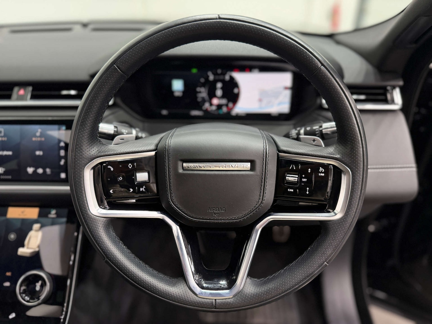 Used Land Rover Range Rover Velar 2022 for sale - 77833956: Photo 24