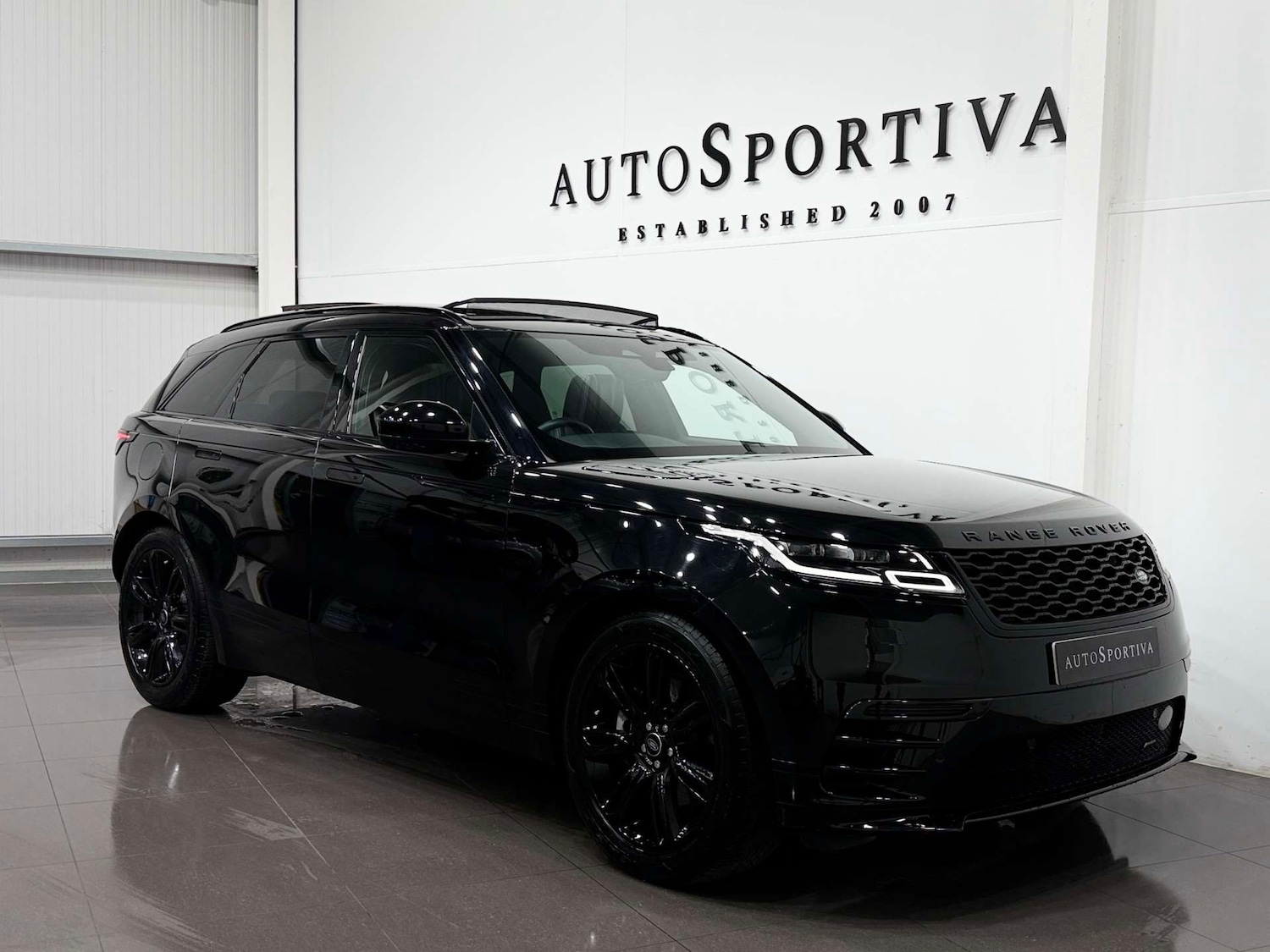 Used Land Rover Range Rover Velar 2022 for sale - 77833956: Photo 8