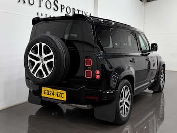 Used Land Rover Defender 2024 for sale - 79720578: Photo