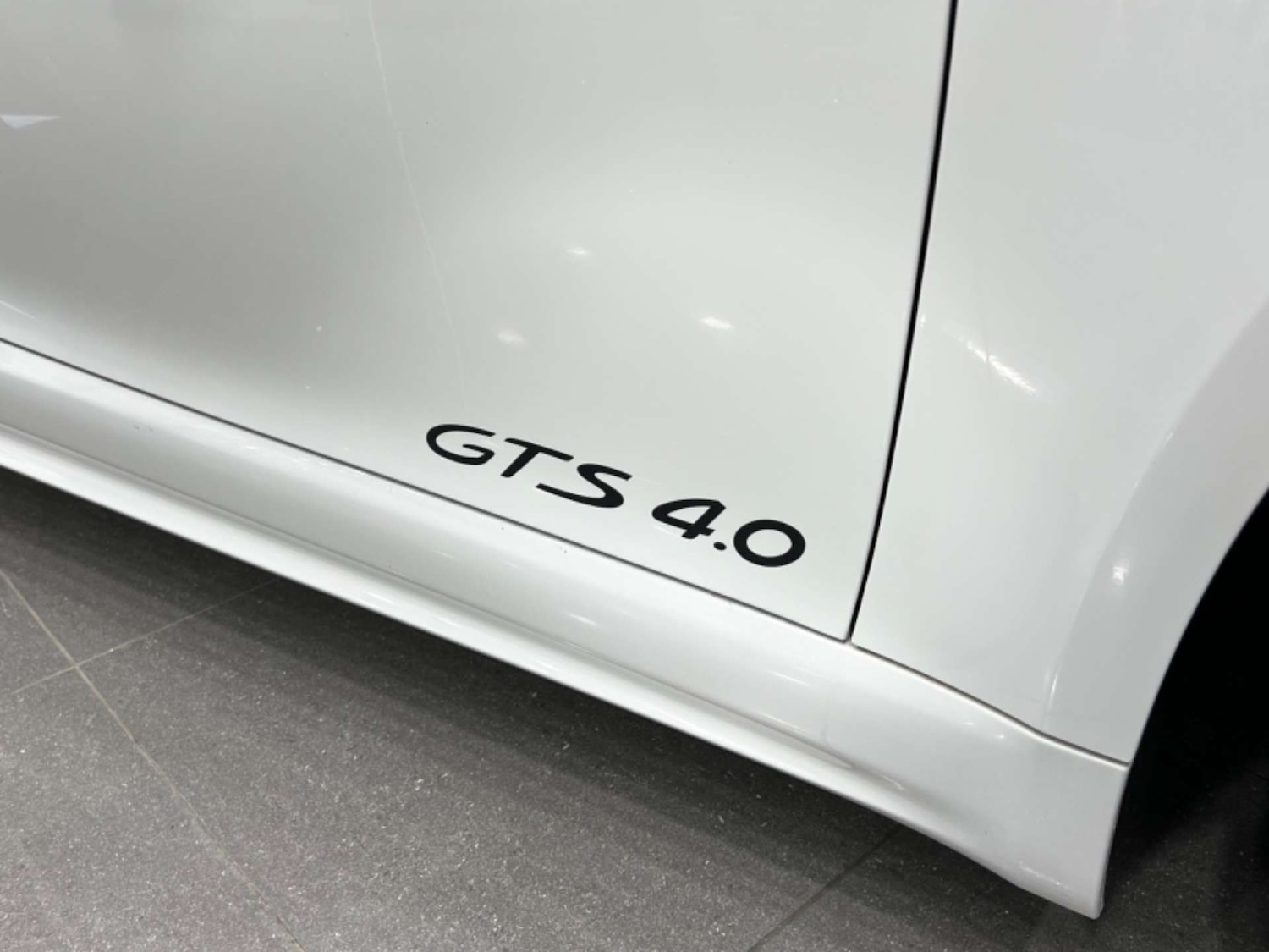 Used Porsche Cayman 2020 for sale - 76686713: Photo 30