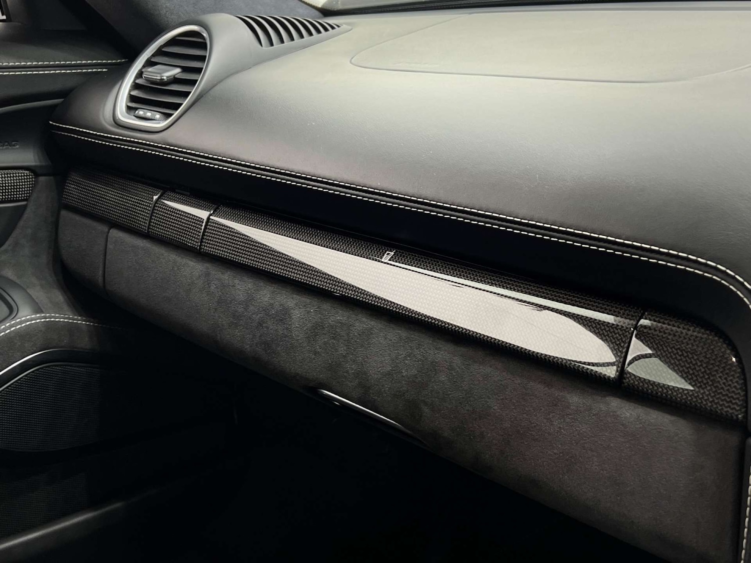 Used Porsche Cayman 2020 for sale - 76686713: Photo 46