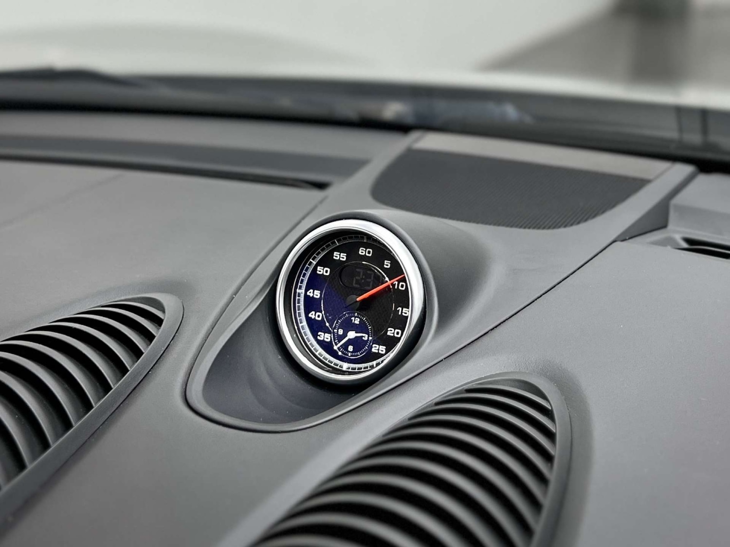 Used Porsche Cayman 2020 for sale - 76686713: Photo 50