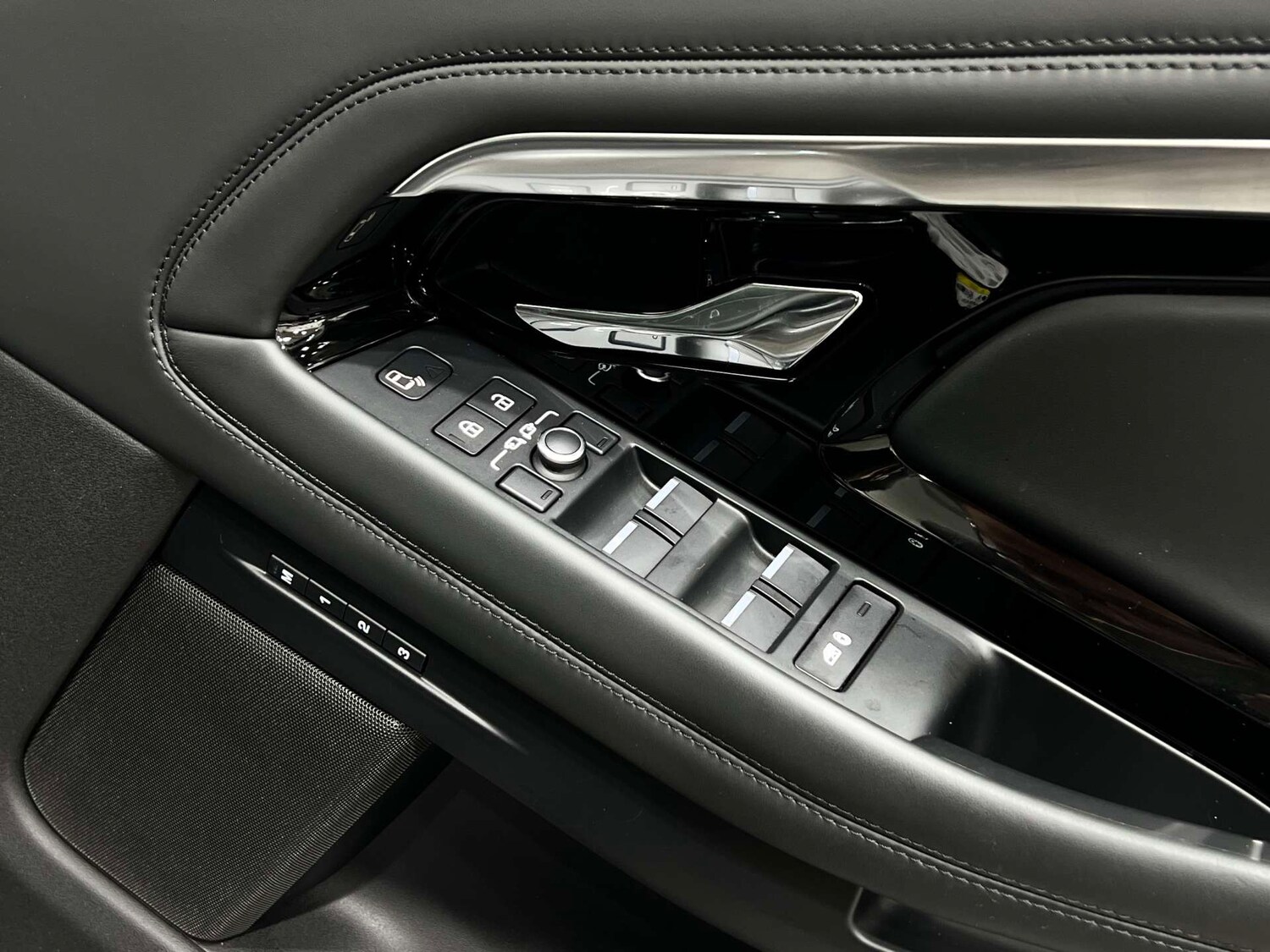 Used Land Rover Range Rover Evoque 2021 for sale - 76231908: Photo 41