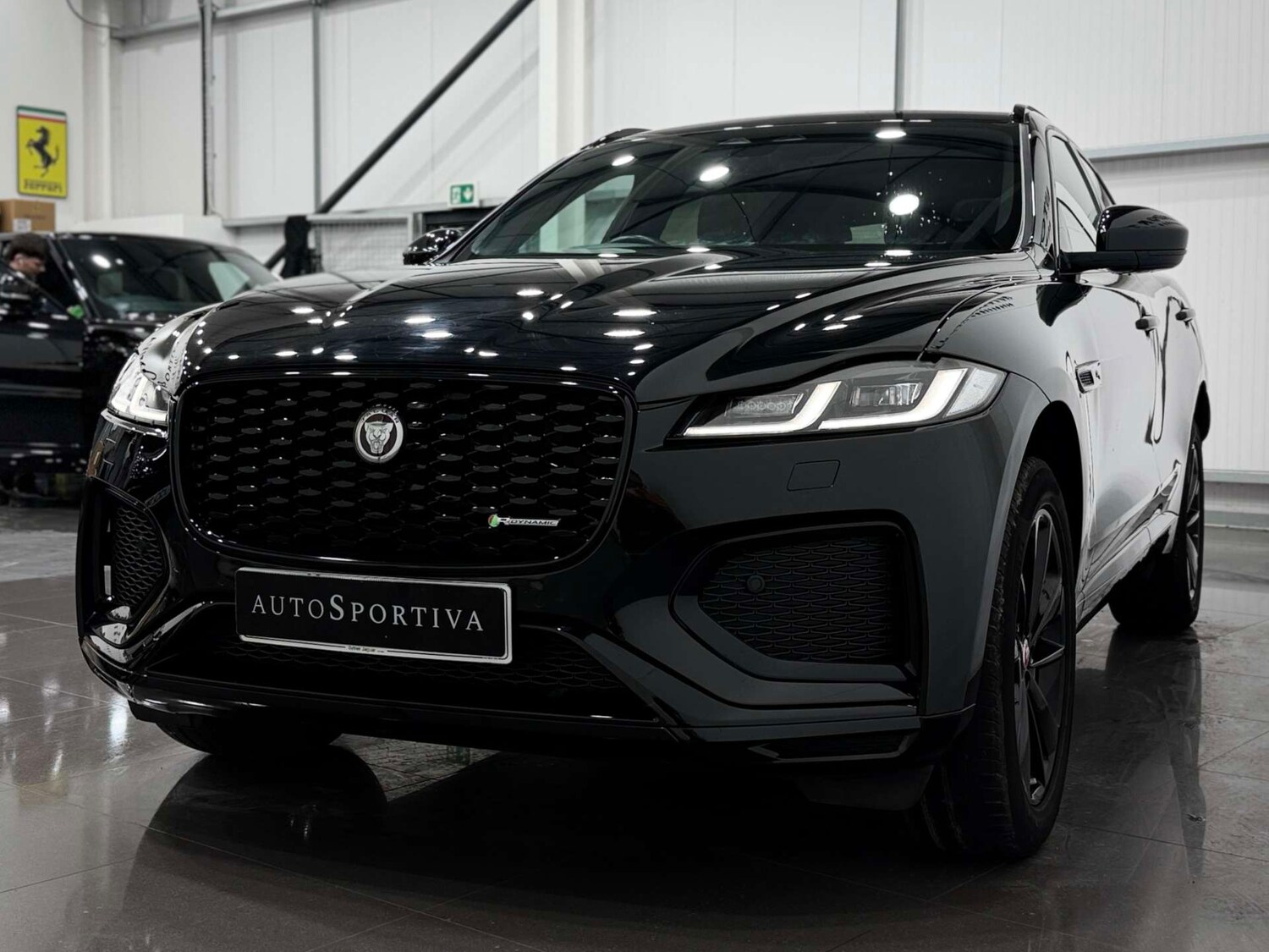 Used Jaguar F-Pace 2023 for sale - 77833896: Photo 12
