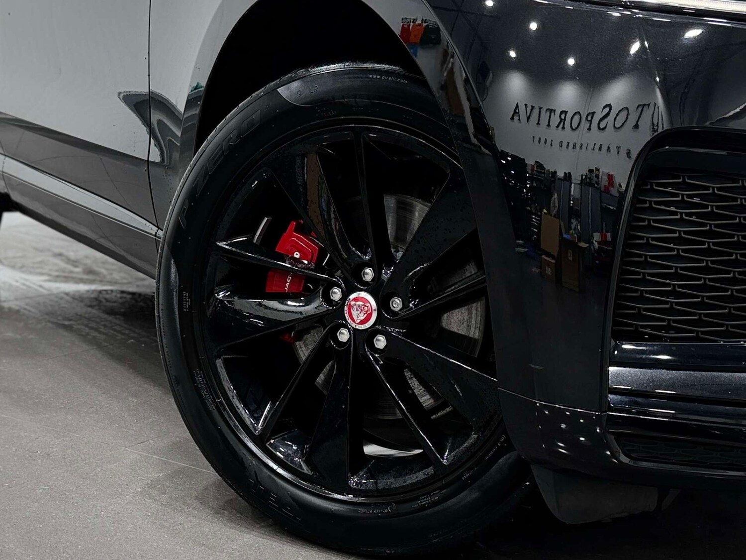 Used Jaguar F-Pace 2023 for sale - 77833896: Photo 13