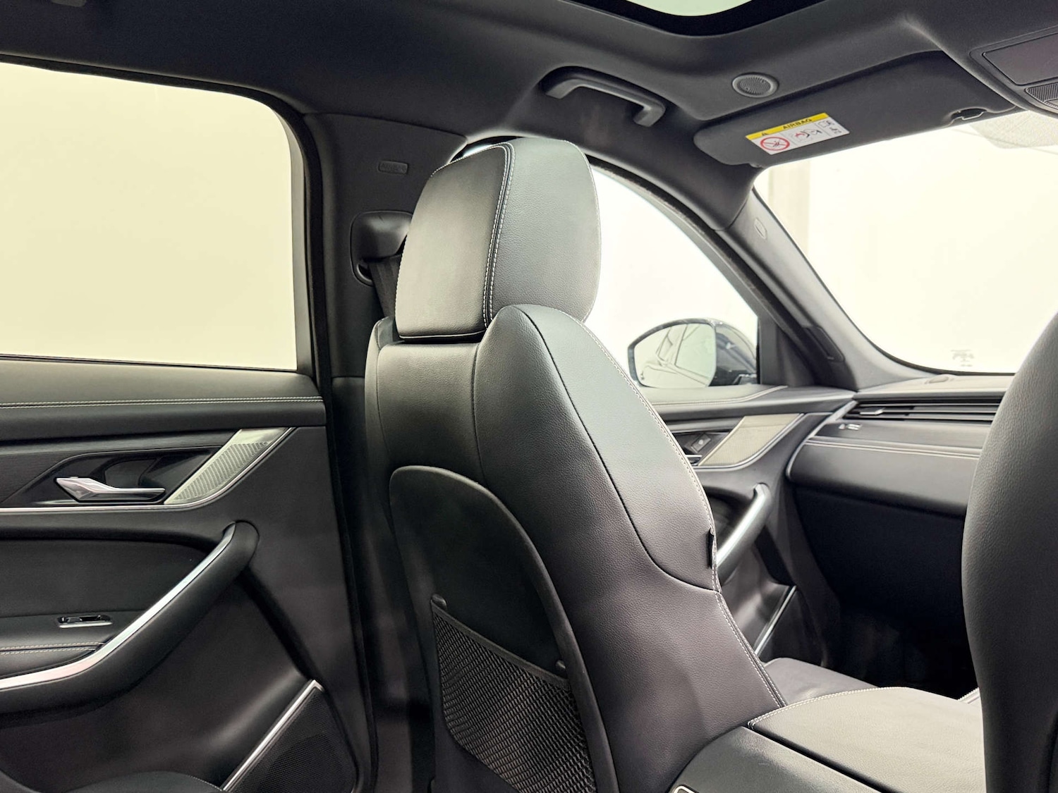 Used Jaguar F-Pace 2023 for sale - 77833896: Photo 19