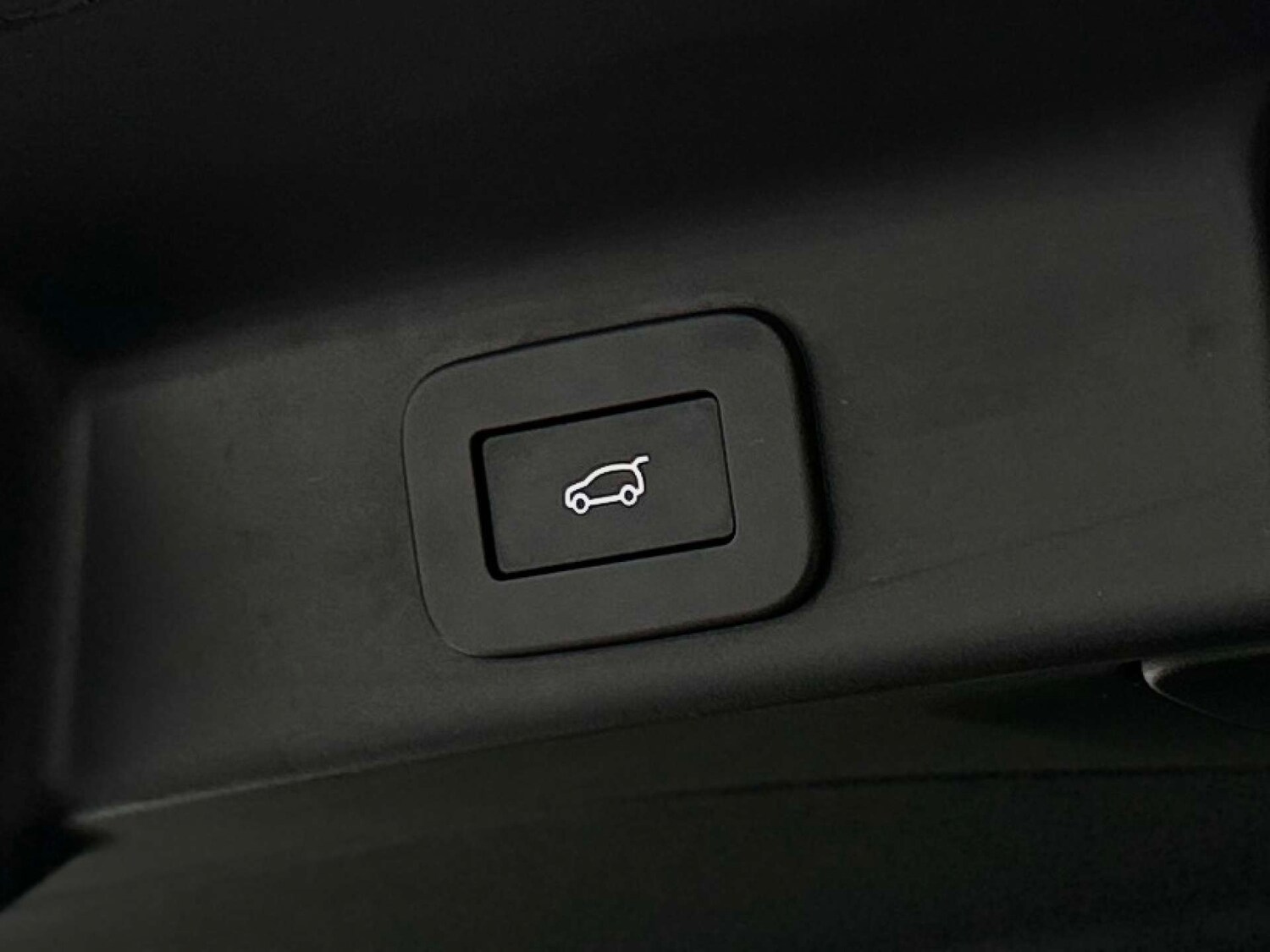 Used Jaguar F-Pace 2023 for sale - 77833896: Photo 32