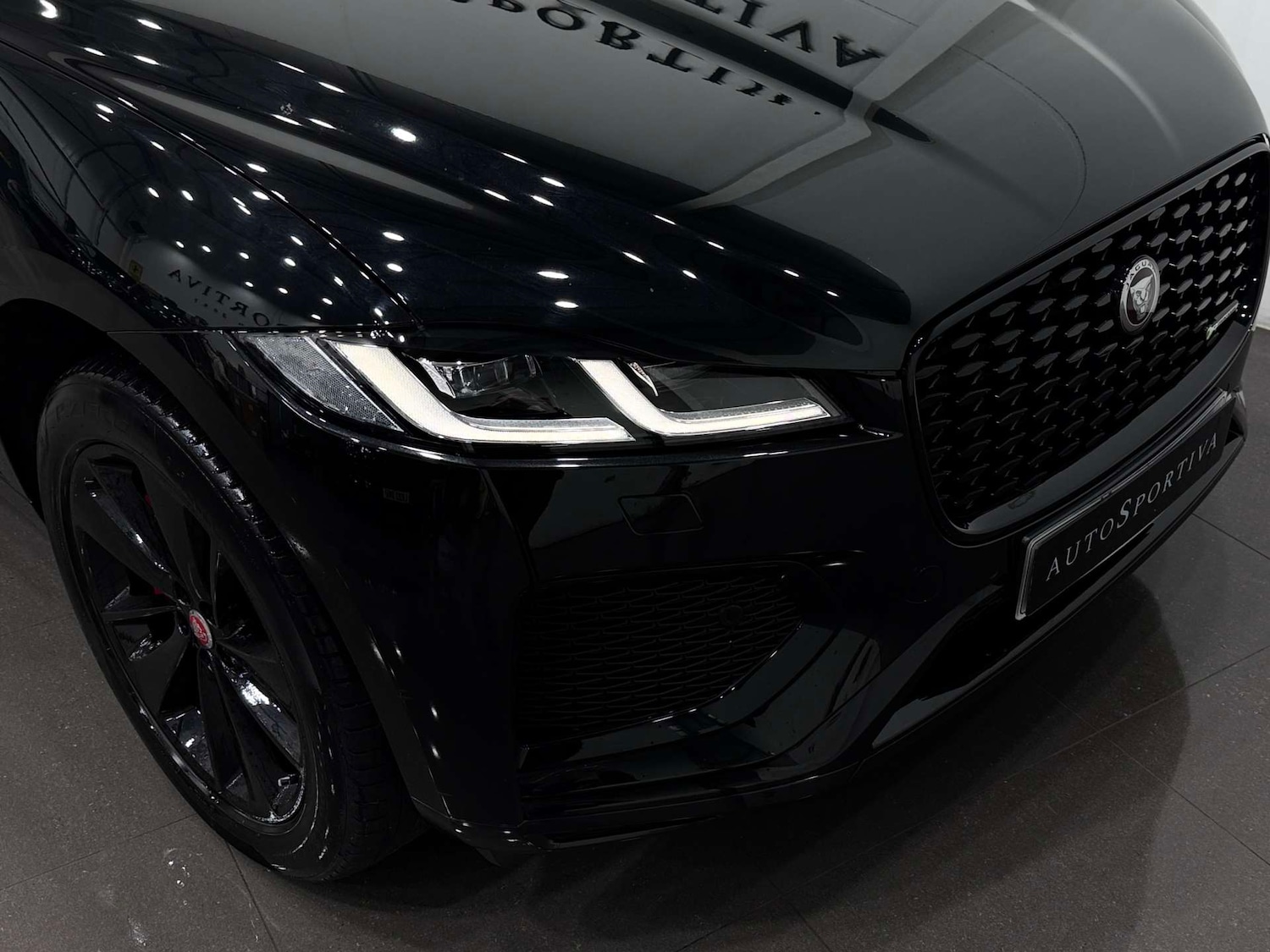Used Jaguar F-Pace 2023 for sale - 77833896: Photo 35