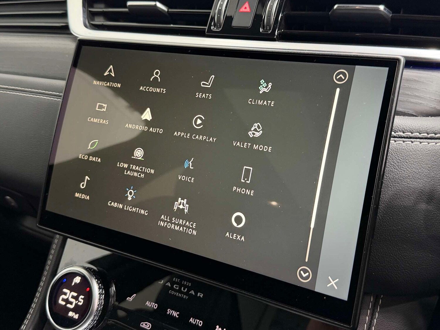 Used Jaguar F-Pace 2023 for sale - 77833896: Photo 46