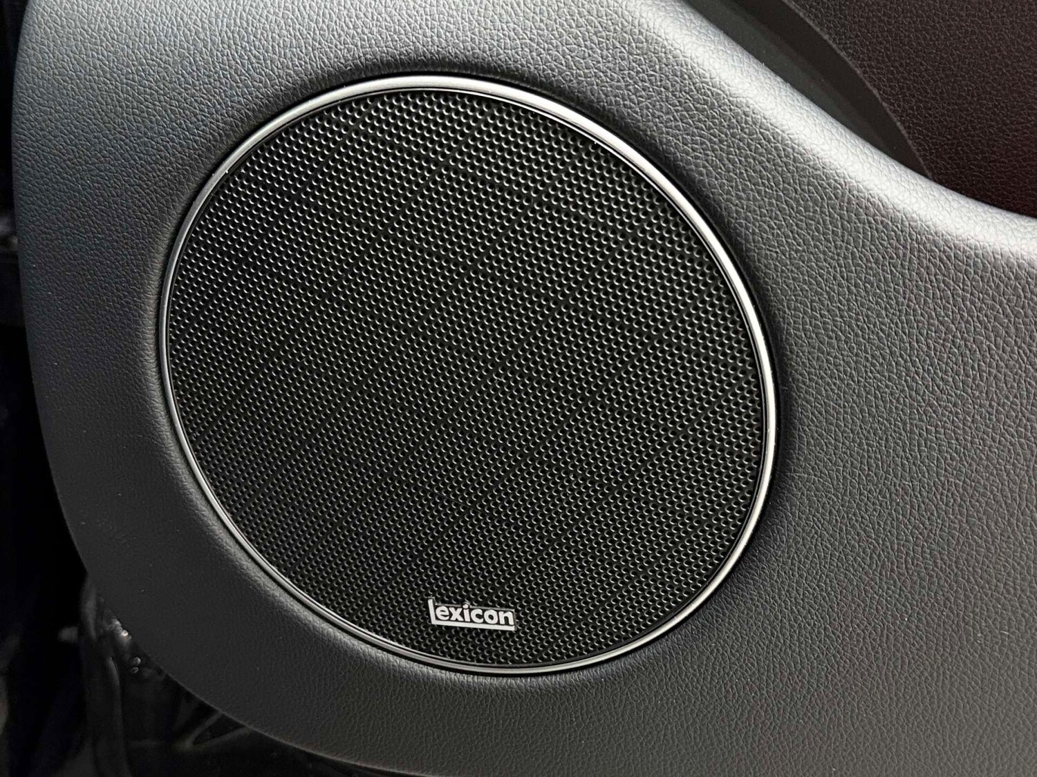 Used Genesis GV70 2023 for sale - 77035650: Photo 38