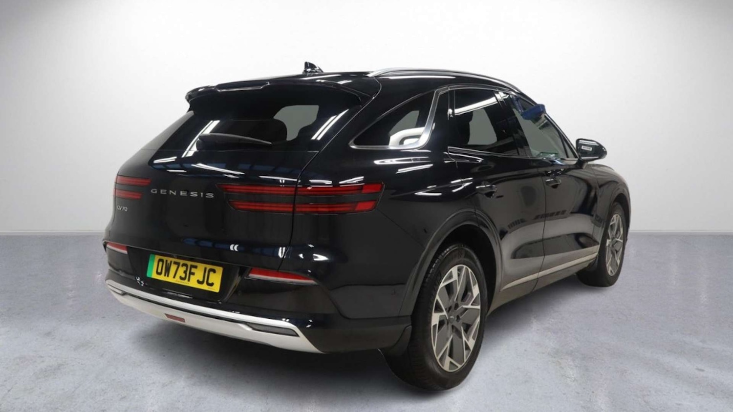 Used Genesis GV70 2023 for sale - 77035650: Photo 4