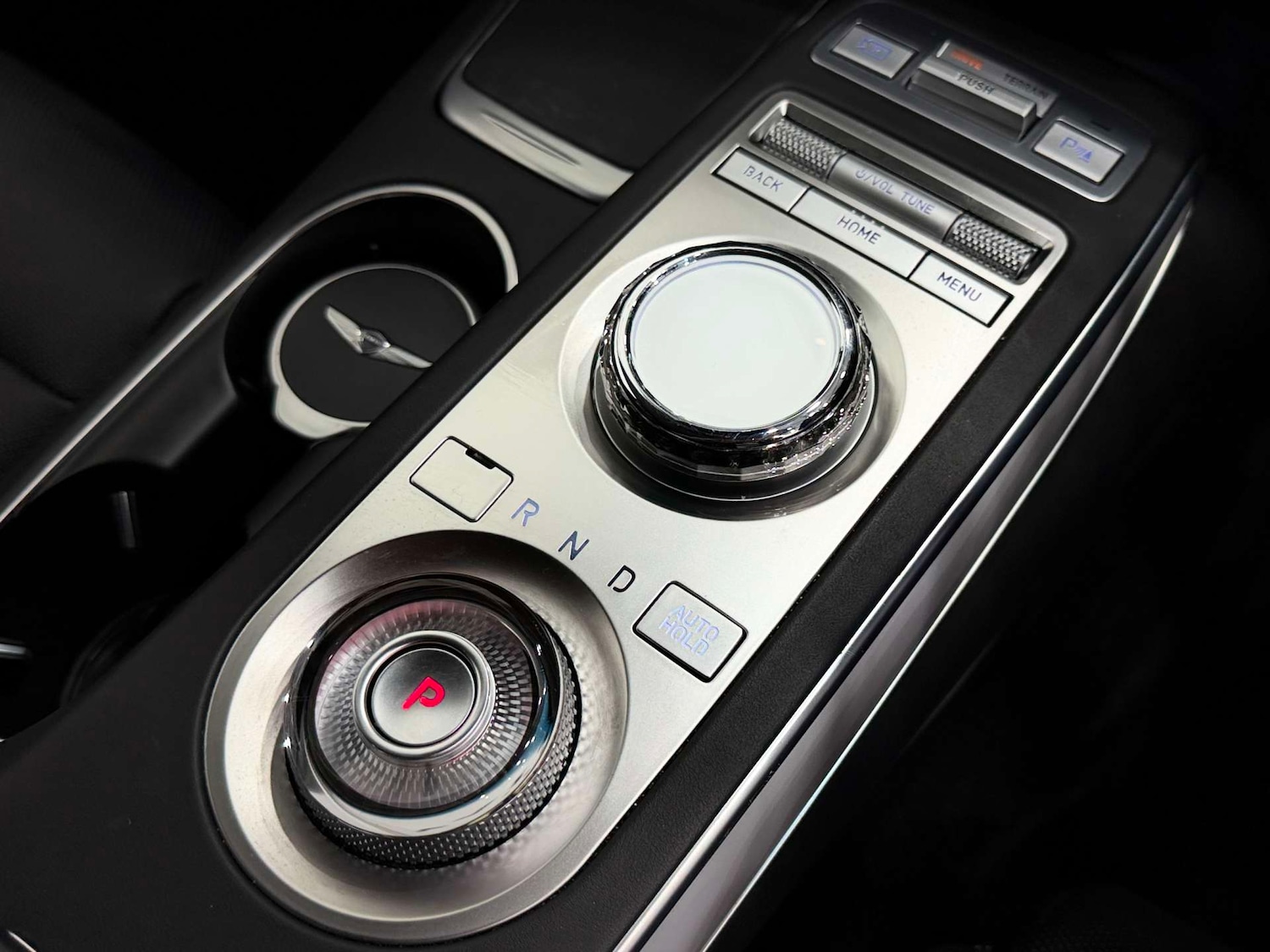 Used Genesis GV70 2023 for sale - 77035650: Photo 51