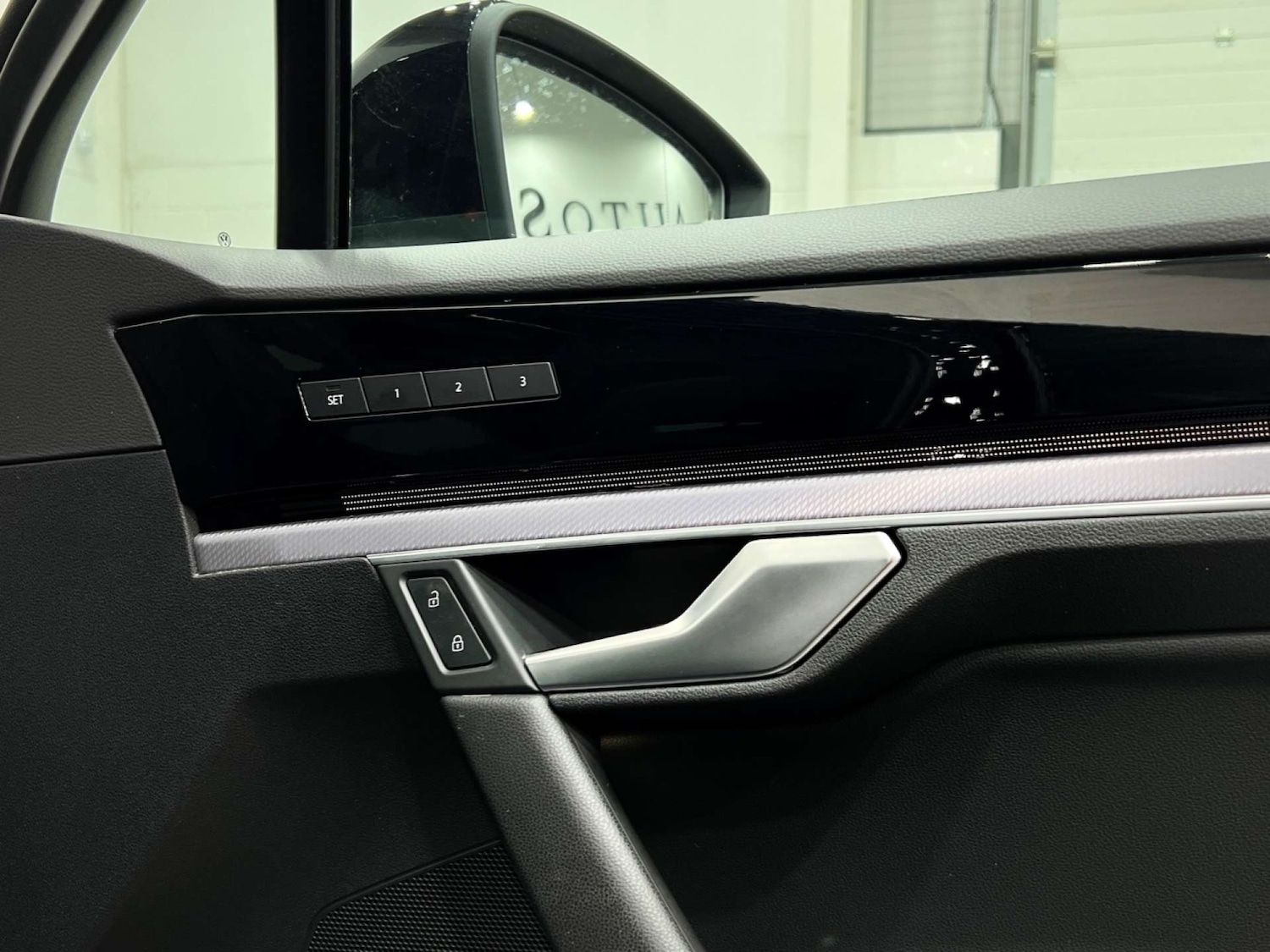 Used Volkswagen Touareg 2021 for sale - 76181568: Photo 30