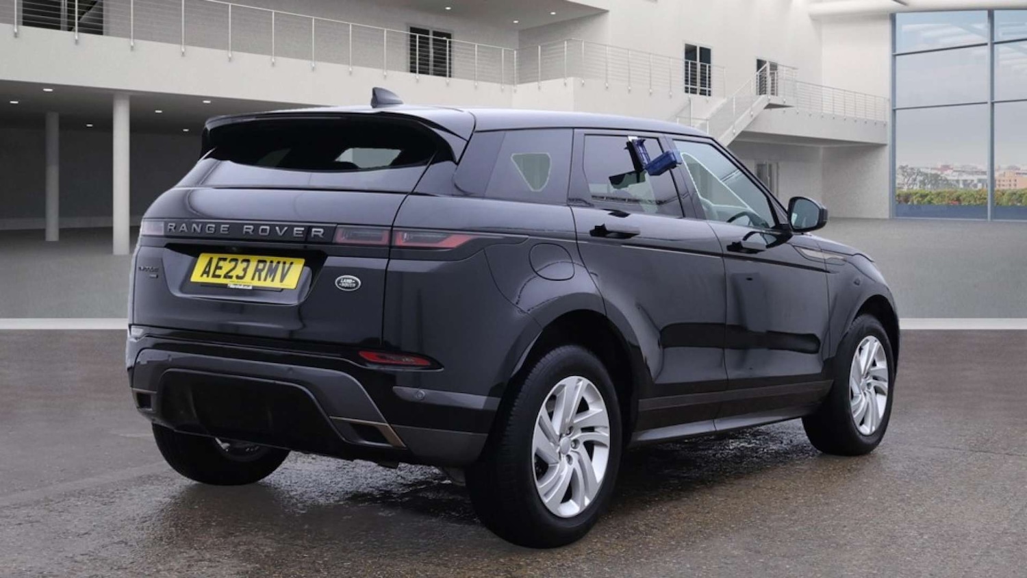 Used Land Rover Range Rover Evoque 2023 for sale - 76422520: Photo 3