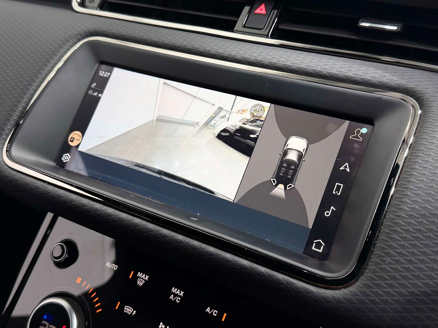 Used Land Rover Range Rover Evoque 2023 for sale - 76422520: Photo 38