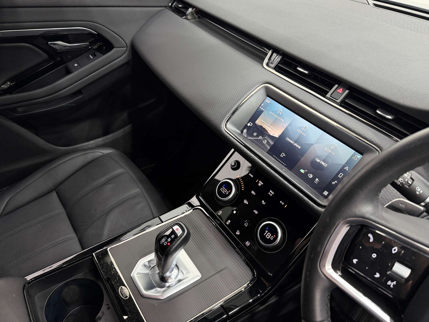 Used Land Rover Range Rover Evoque 2023 for sale - 76422520: Photo 40