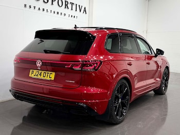 Used Volkswagen Touareg 2024 for sale - 79087581: Photo