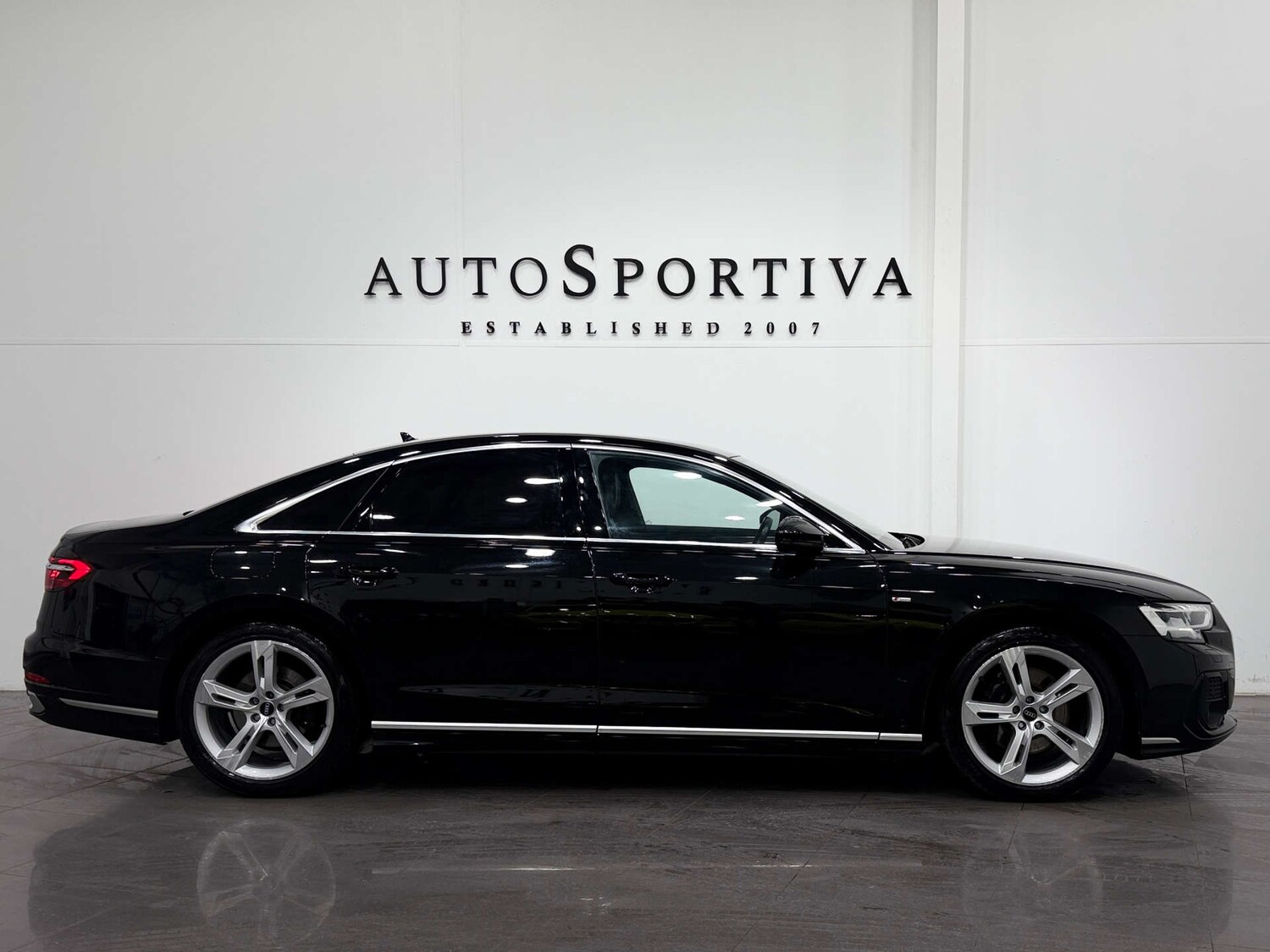 Used Audi A8 2022 for sale - 76637982: Photo 6
