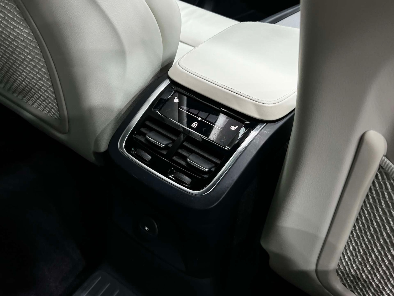 Used Volvo XC90 2020 for sale - 76600886: Photo 18