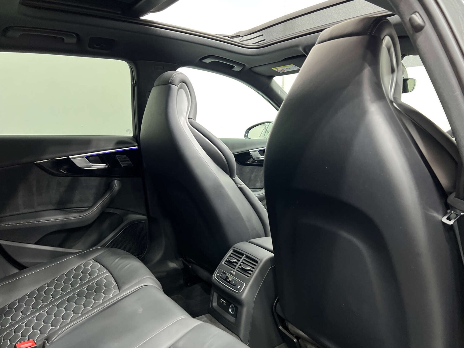 Used Audi A4 2024 for sale - 76068153: Photo 18