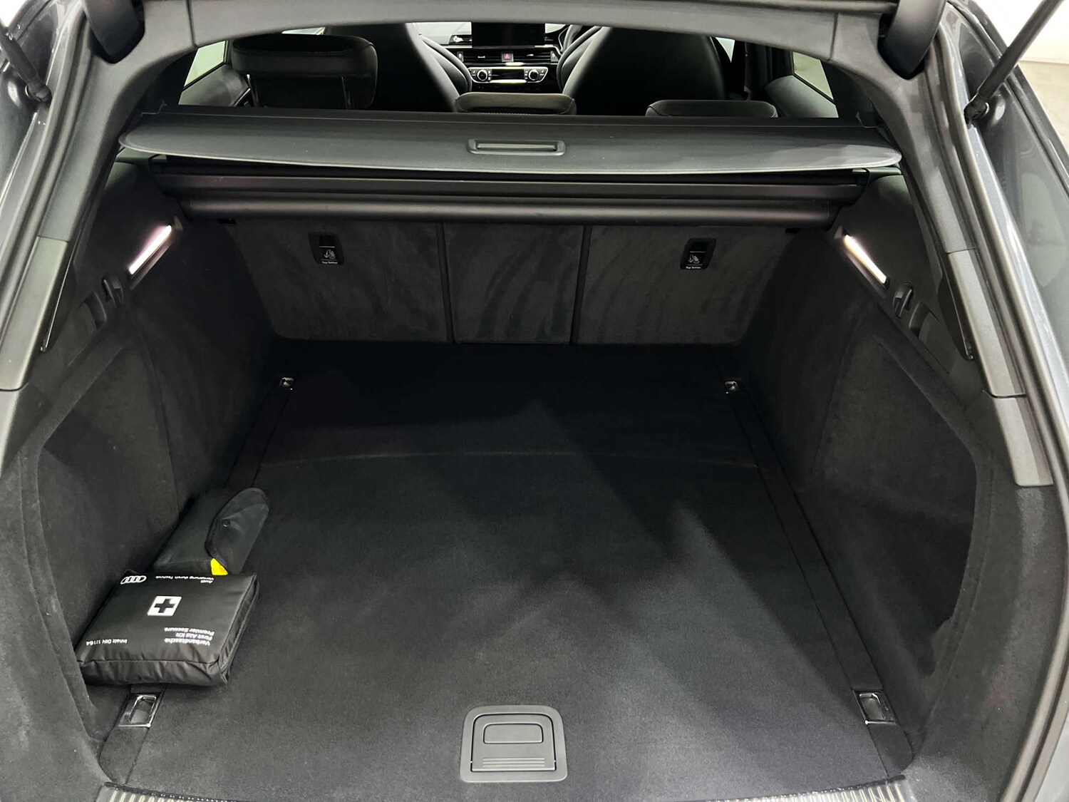 Used Audi A4 2024 for sale - 76068153: Photo 31