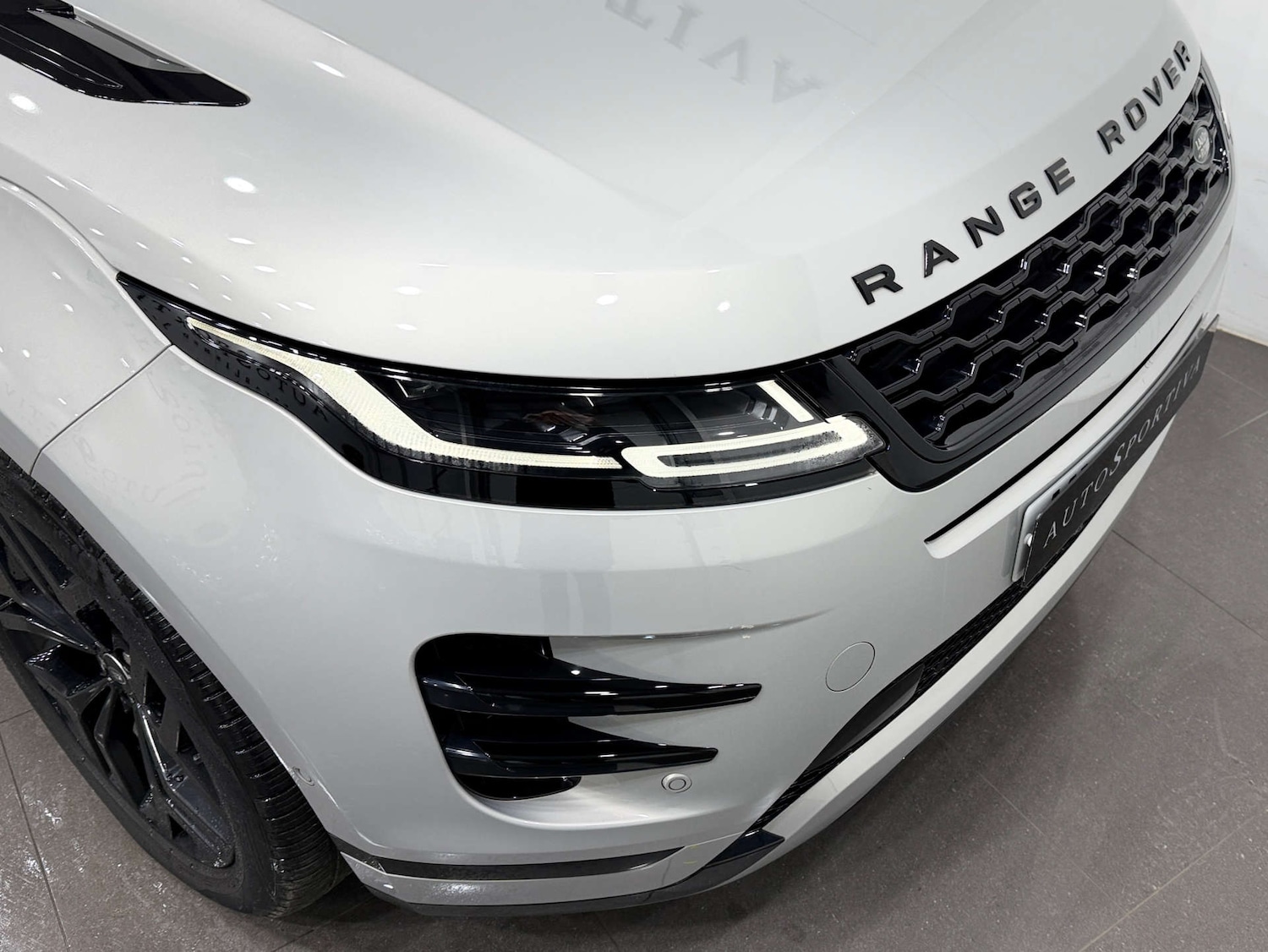 Used Land Rover Range Rover Evoque 2021 for sale - 76577486: Photo 32